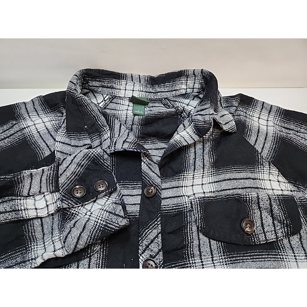 Wild Fable Womens Small Flannel Plaid Shirt Long Sleeve Button Up Black White